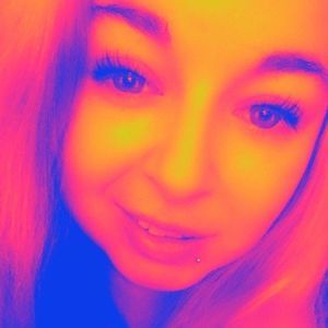 Meet your Posher, Destiny